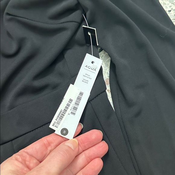 NWT Aqua Luxe v back black mini dress rhinestone embellished sleeve small s - Picture 4 of 7